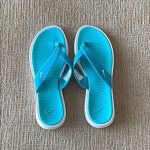 Women’s Nike Flip flops
